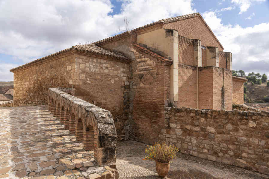 Zaragoza - Daroca 22 - iglesia de San Juan.jpg